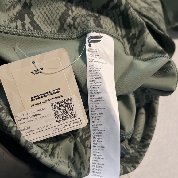 NWT! Fabletics On-the-Go Powerhold High Waisted Leggings Size S Cactus Snake - Picture 2 of 3